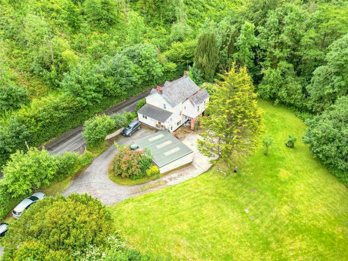 5 Bedroom Detached House For Sale In Snapper, Barnstaple, EX32