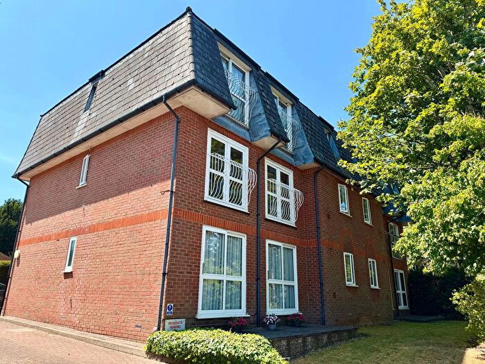 2 Bedroom Flat For Sale In Priory Court, Sparrows Herne, Bushey, WD23