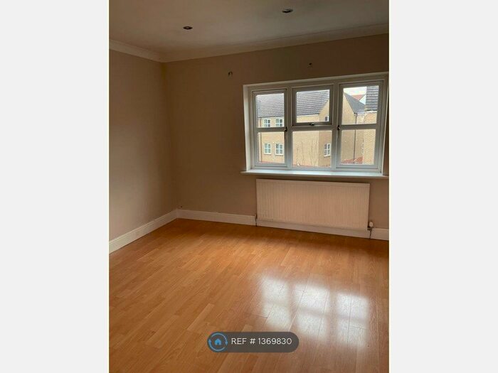 2 Bedroom Flat To Rent In Old Court Place, March, PE15