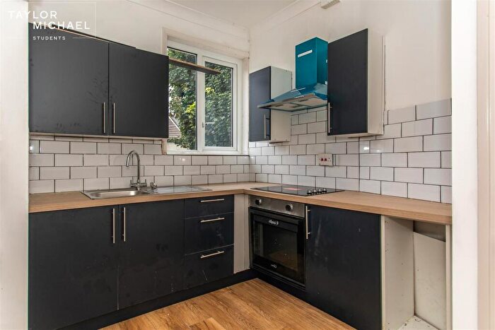 2 Bedroom Terraced House To Rent In Upper Lewes Road, Brighton, BN2