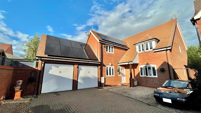 5 Bedroom Detached House For Sale In Jacksons Orchard, Long Marston, Stratford-upon-Avon, CV37