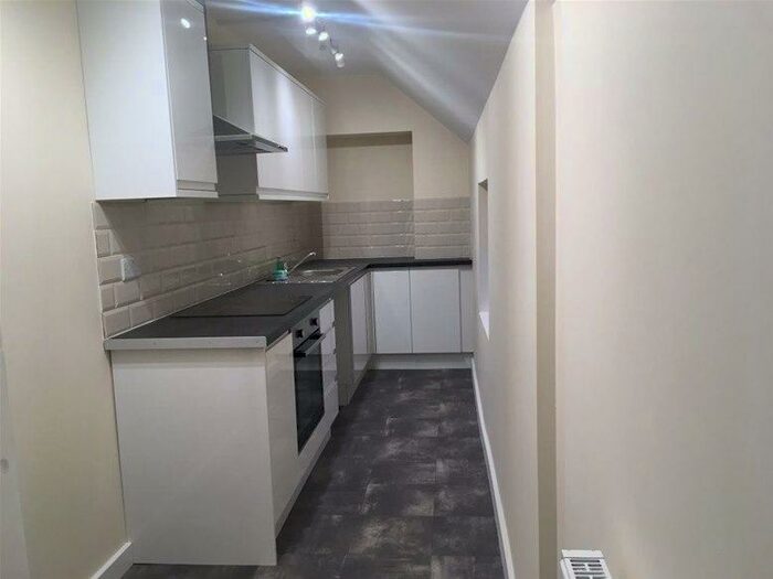 2 Bedroom Flat To Rent In London Road, Headington, Oxford, OX3