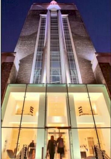 Studio To Rent In Great West Road, Brentford, TW8