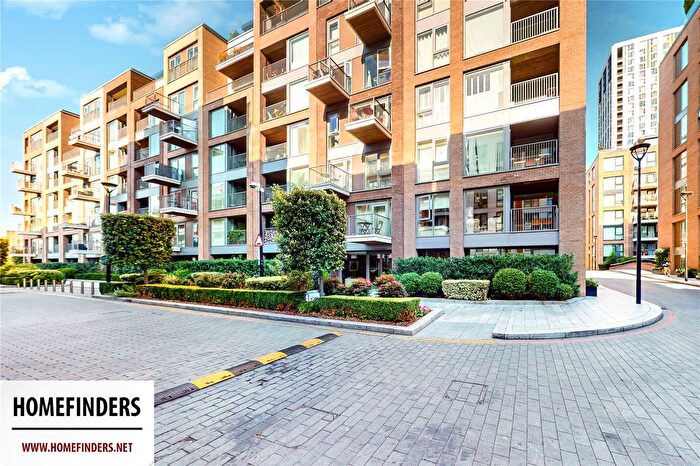 2 Bedroom Link Detached House For Sale In Meadows House, Park Street Chelsea Creek, SW6