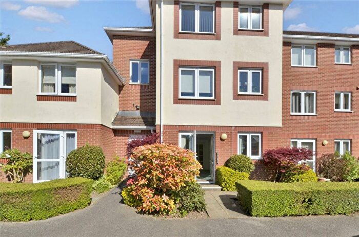 1 Bedroom Flat For Sale In Station Road, West Moors, Ferndown, Dorset, BH22