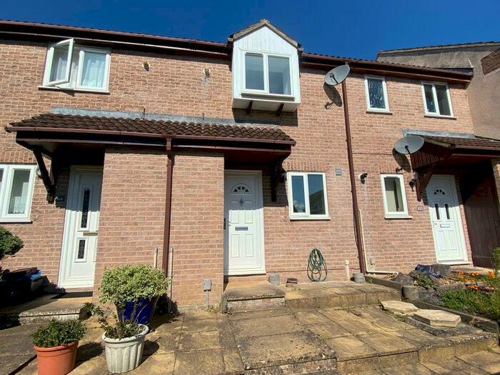 2 Bedroom House To Rent In Charterhouse Drive, Frome, BA11