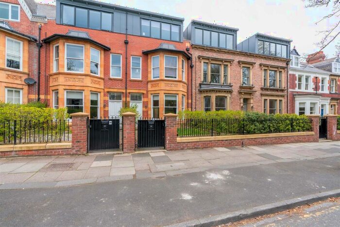 2 Bedroom Apartment To Rent In West Avenue, Gosforth, NE3