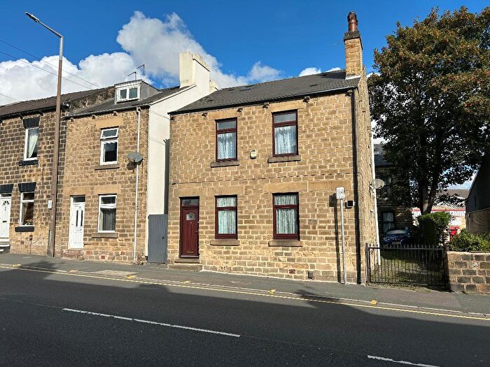 4 Bedroom Detached House For Sale In Dodworth Road, Barnsley, S70