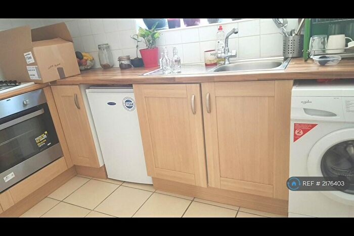 1 Bedroom Flat To Rent In Holmdale Terrace, Stamford Hill, N15
