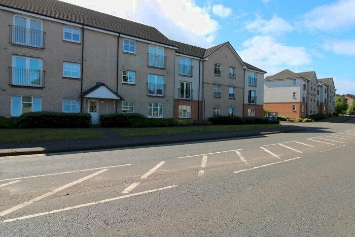 2 Bedroom Flat To Rent In Park Place, Denny, FK6