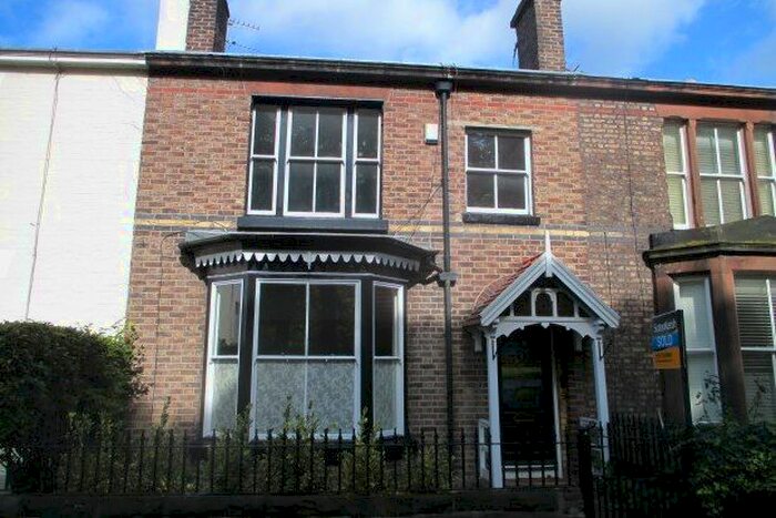 3 Bedroom Cottage To Rent In Woolton, Liverpool, L25