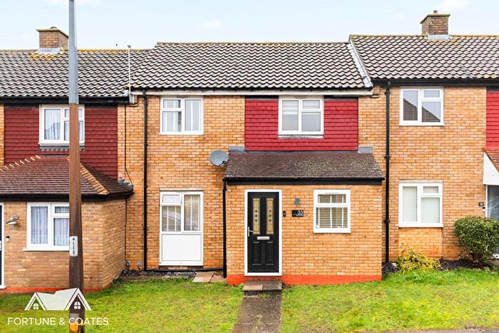 3 Bedroom Terraced House For Sale In Abbotsweld, Harlow, CM18