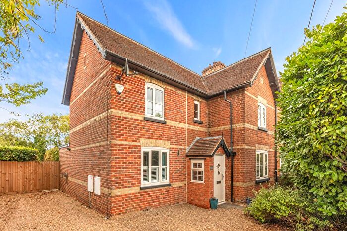 3 Bedroom Semi-detached House For Sale In Aston Clinton Road, Weston Turville, HP22