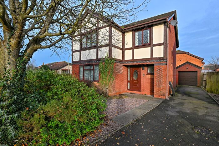 4 Bedroom Detached House For Sale In Saltwells Drive, Muxton, TF2