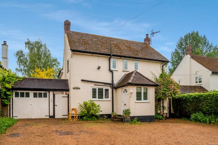 5 Bedroom Detached House For Sale In Millers Lane, Outwood, Redhill, RH1