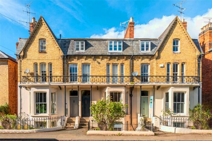 4 Bedroom Terraced House To Rent In Chandos Road, Buckingham, Buckinghamshire, MK18