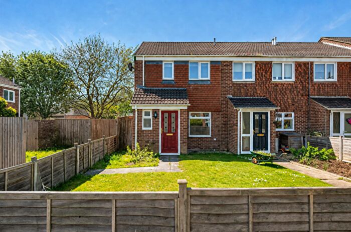 2 Bedroom End Of Terrace House For Sale In Hadrian Road, Andover, SP10