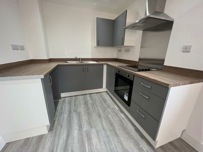 1 Bedroom Flat To Rent In Yeovil Town Centre, BA20