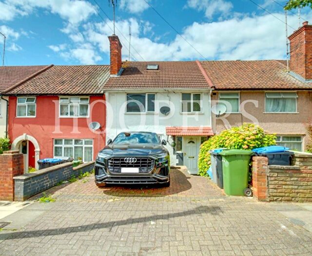 3 Bedroom Terraced House For Sale In Review Road, London, NW2