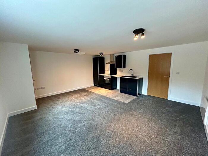 1 Bedroom Apartment To Rent In Reservoir House, West Street, Chesterfield, S40