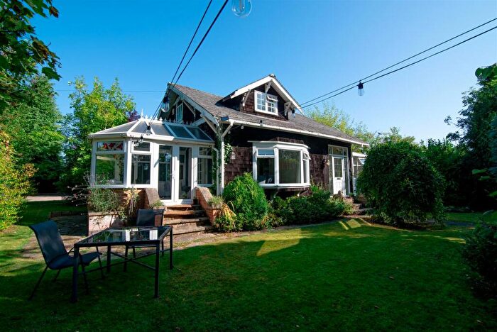 3 Bedroom Detached House To Rent In Morley Road, Chaddesden, Derby, DE21