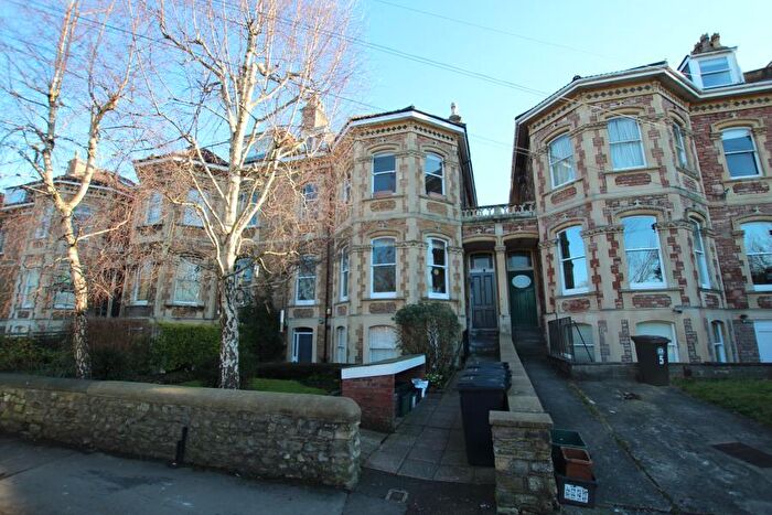 2 Bedroom Flat To Rent In Meridian Road - Redland, BS6