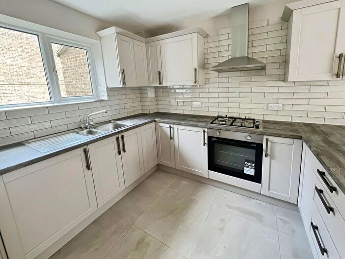 3 Bedroom Property To Rent In Outfield, Peterborough, PE3