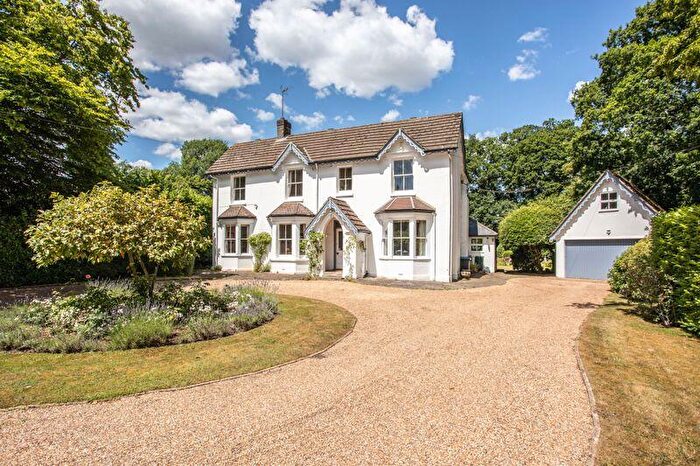 4 Bedroom Detached House For Sale In Birchwood Grove Road, Burgess Hill, RH15