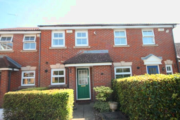2 Bedroom Terraced House To Rent In Dartmouth Mews, Luton, LU4
