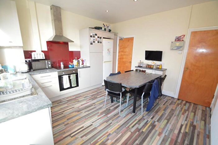 4 Bedroom Terraced House To Rent In Grimthorpe Place, Headingley, Leeds, West Yorkshire, LS6