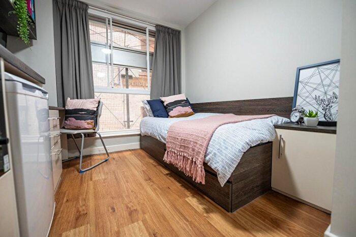 Studio To Rent In - Stanley Street, Liverpool, L1