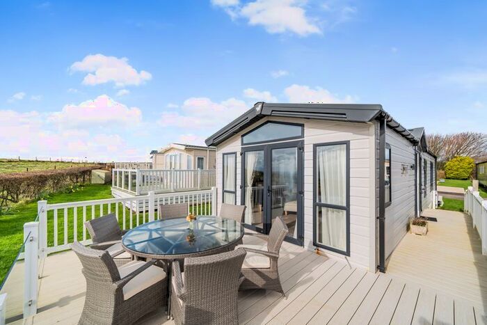 2 Bedroom Detached House For Sale In Durdle Door Holiday Park, West Lulworth, BH20