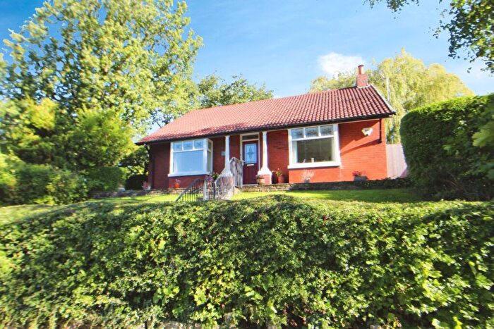4 Bedroom Detached House For Sale In Primrose Lane, Glossop, Derbyshire, SK13