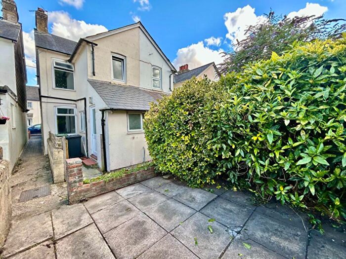 3 Bedroom Terraced House To Rent In Rack Close Road, Alton, GU34