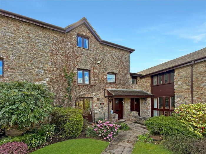 3 Bedroom Barn Conversion For Sale In Manor Gardens, Abbotskerswell, Newton Abbot, TQ12