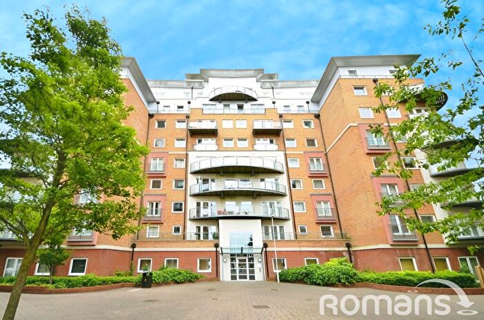 2 Bedroom Apartment For Sale In Winterthur Way, Basingstoke, Hampshire, RG21