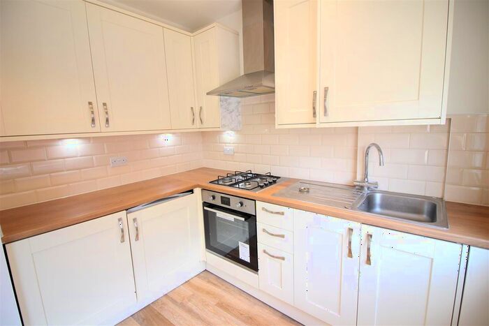 1 Bedroom Flat To Rent In Clarendon Road, Watford, WD17