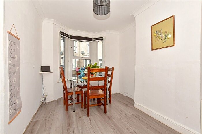 3 Bedroom Terraced House For Sale In Jefferson Road, Sheerness, Kent, ME12
