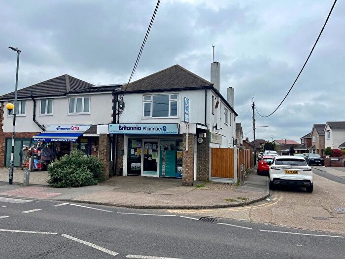 2 Bedroom Flat To Rent In High Street, Canvey Island, Essex, SS8