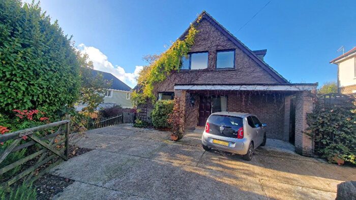 3 Bedroom Detached House For Sale In Hilbre Road, St Helens, Isle Of Wight, PO33