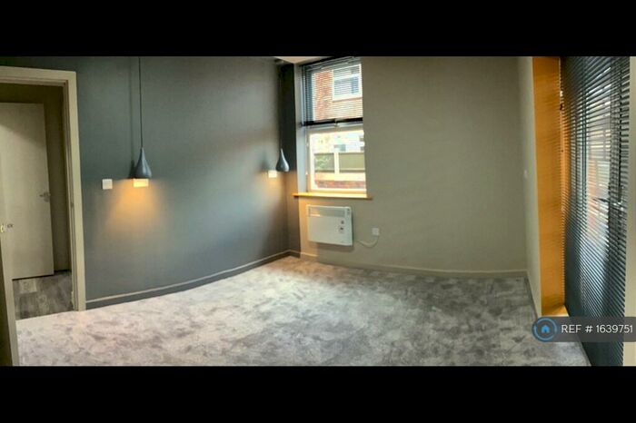 2 Bedroom Flat To Rent In E, Worksop, S80