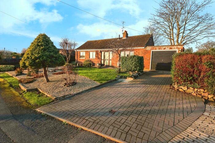 2 Bedroom Bungalow For Sale In Powyke Court Close, Powick, Worcester, Worcestershire, WR2