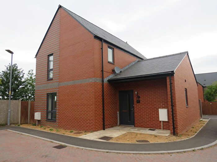 3 Bedroom Detached House For Sale In Flax Court, South Petherton, TA13