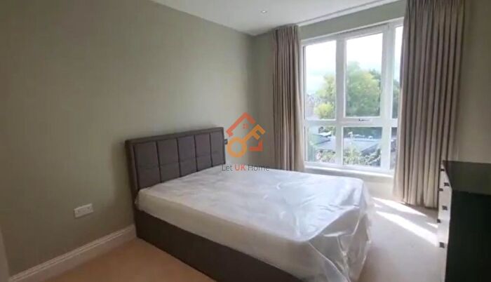 1 Bedroom Flat To Rent In Carlton House, Broom Road, Teddington, TW11