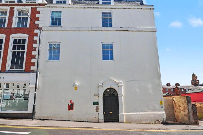 1 Bedroom Flat To Rent In Woodward House, Bedford Street, Leamington SpaWarwickshire, CV32