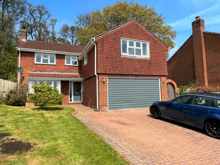 5 Bedroom Detached House For Sale In Wells Close, Exmouth, EX8