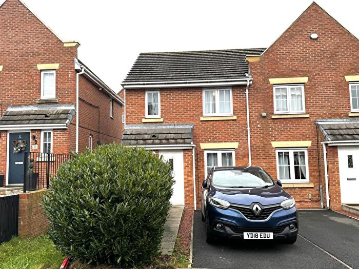 3 Bedroom Semi-Detached House To Rent In St. Andrews Square, Lowland Road, Brandon, DH7