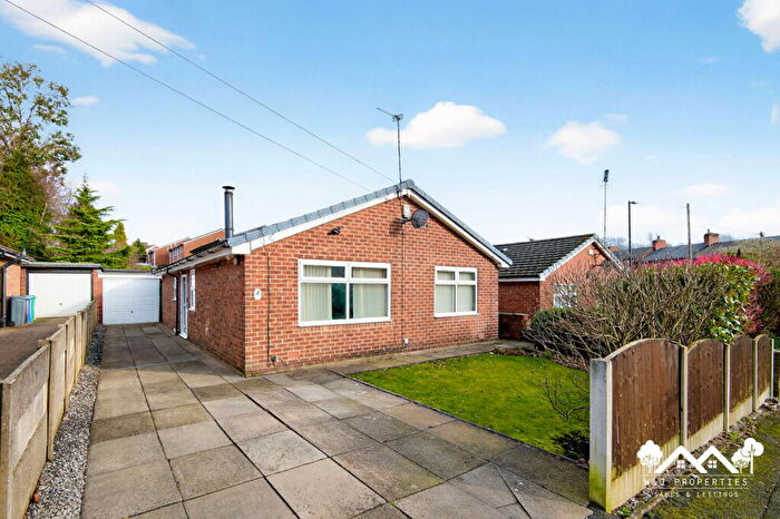 3 Bedroom Detached Bungalow For Sale In Welling Road, New Moston, Manchester, M40
