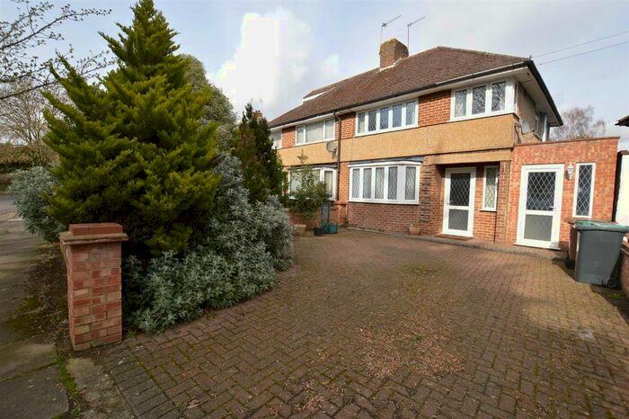3 Bedroom Semi-Detached House To Rent In Ridgehurst Avenue, Leavesden, WD25