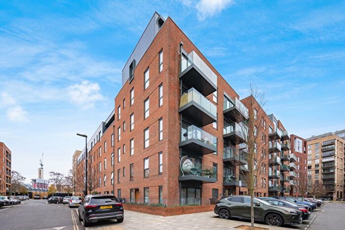 1 Bedroom Flat For Sale In Tewkesbury Road, West Ealing, W13
